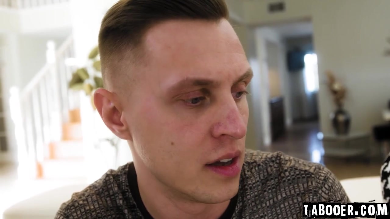 Dee is the one who can make Alex cum - ePornhubs