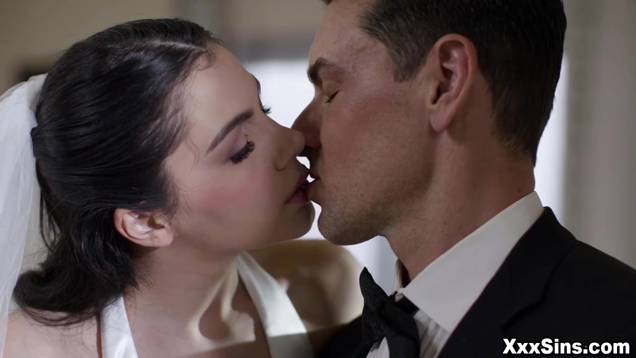 Valentina and Ryan indulging in anal sex - ePornhubs