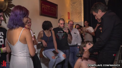 Parisian babe gets fucked and spanked in public