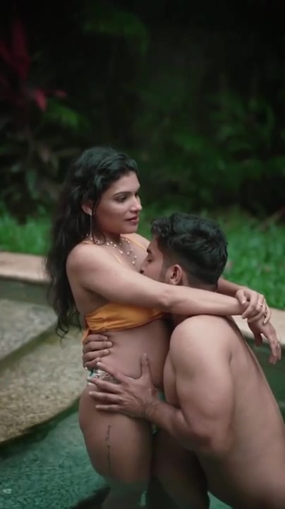 Reshmi R Nair Swimming Pool Romance - ePornhubs