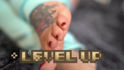 SabienDeMonia - My Gamer GF Give Me Oily Footjob