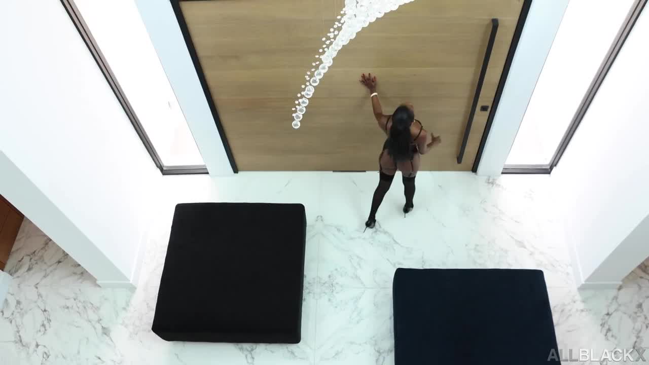 Nicole Kitt - Glamorous Nicole Kitt Pleasured - ePornhubs