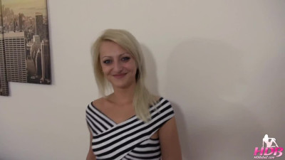 HornyDreamBabeZ - Paula R Sporty Blondie Seduced