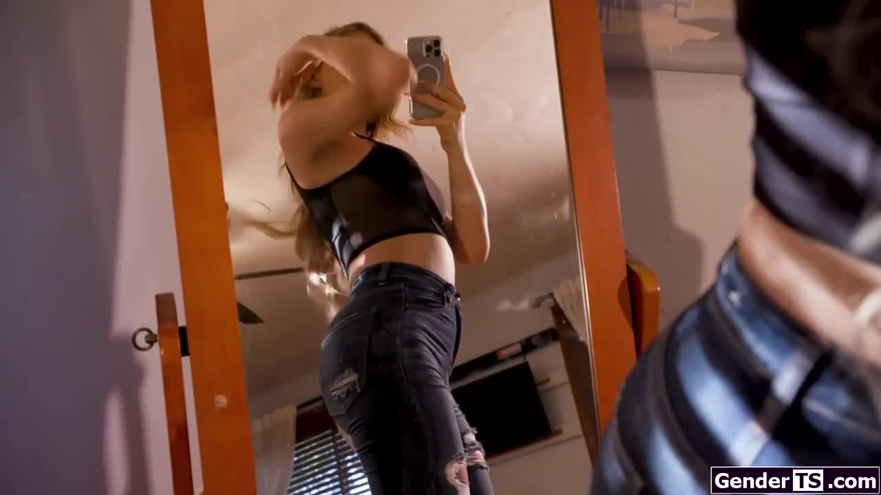 Busty tgirl n ts photographer fuck babe - ePornhubs
